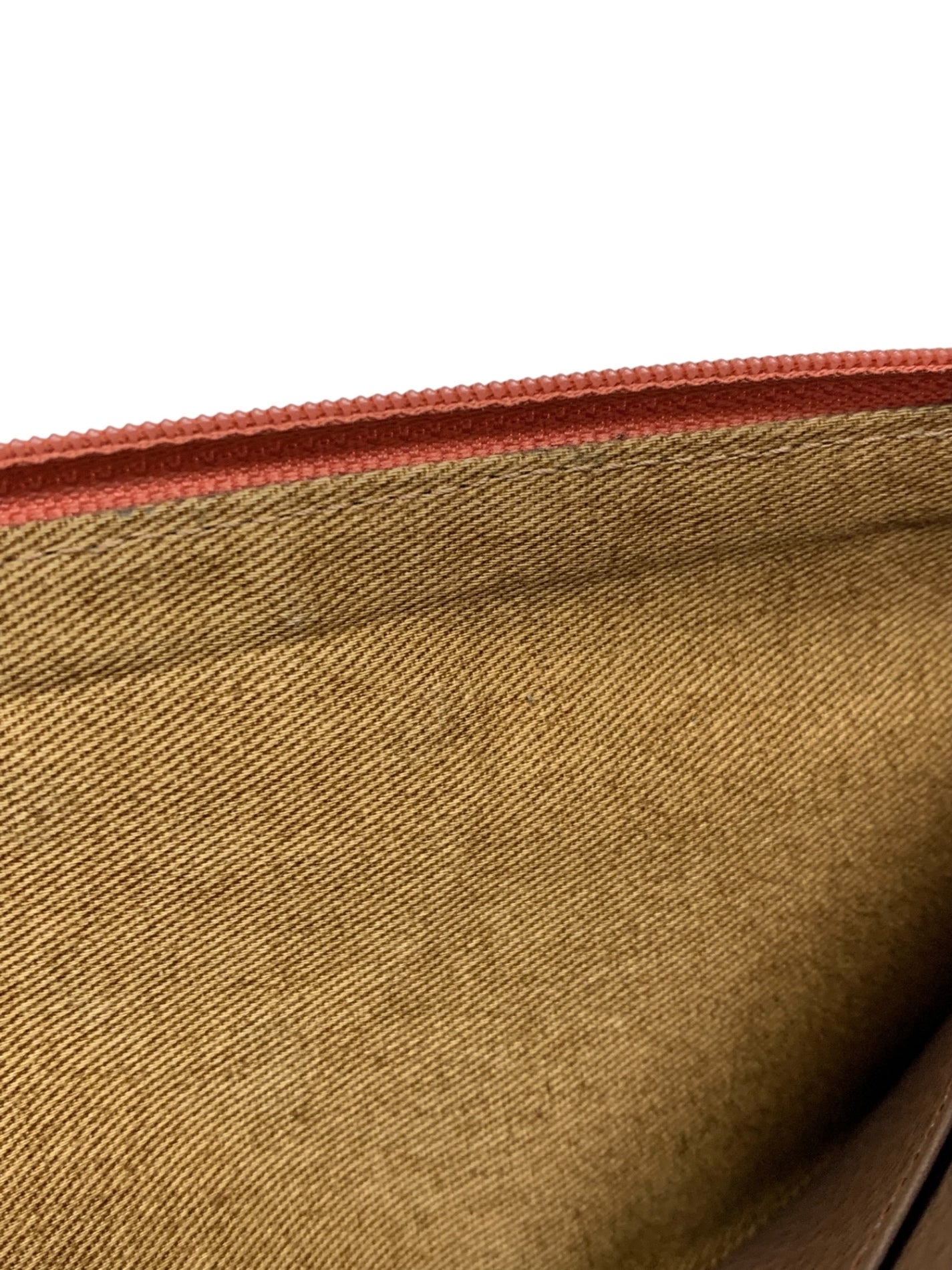 アタオ Limoパール ラウンドファスナー財布 オレンジ エナメル アプリコット ITZ5YMS7LO7W