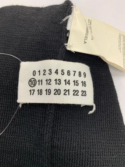 マルタンマルジェラ MOD.30 ニット帽子 ブラック ジップ付き ITEJ5JD21MV4