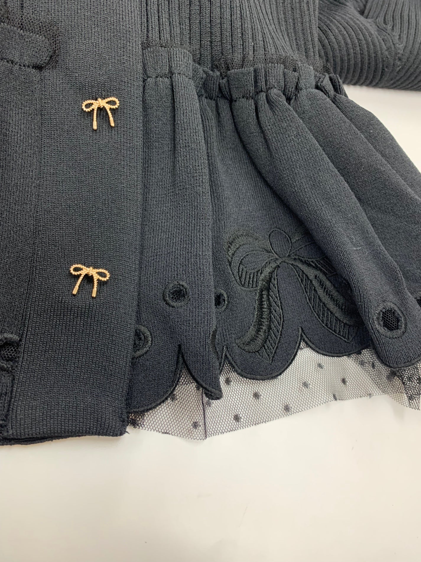 エムズグレイシー リボン刺繍入りペプラムニット 318111 カーディガン 38 ブラック IT7JMNO5Q9P5