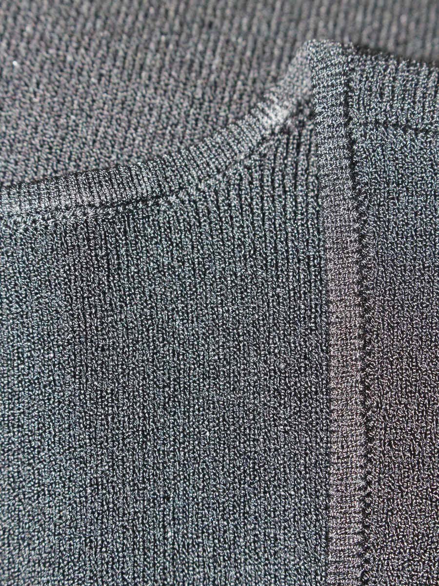 トゥービーシック W5N15-348-09 ニット 2 ブラック フラワーモチーフ ビジュー IT8SGHOXKN4K