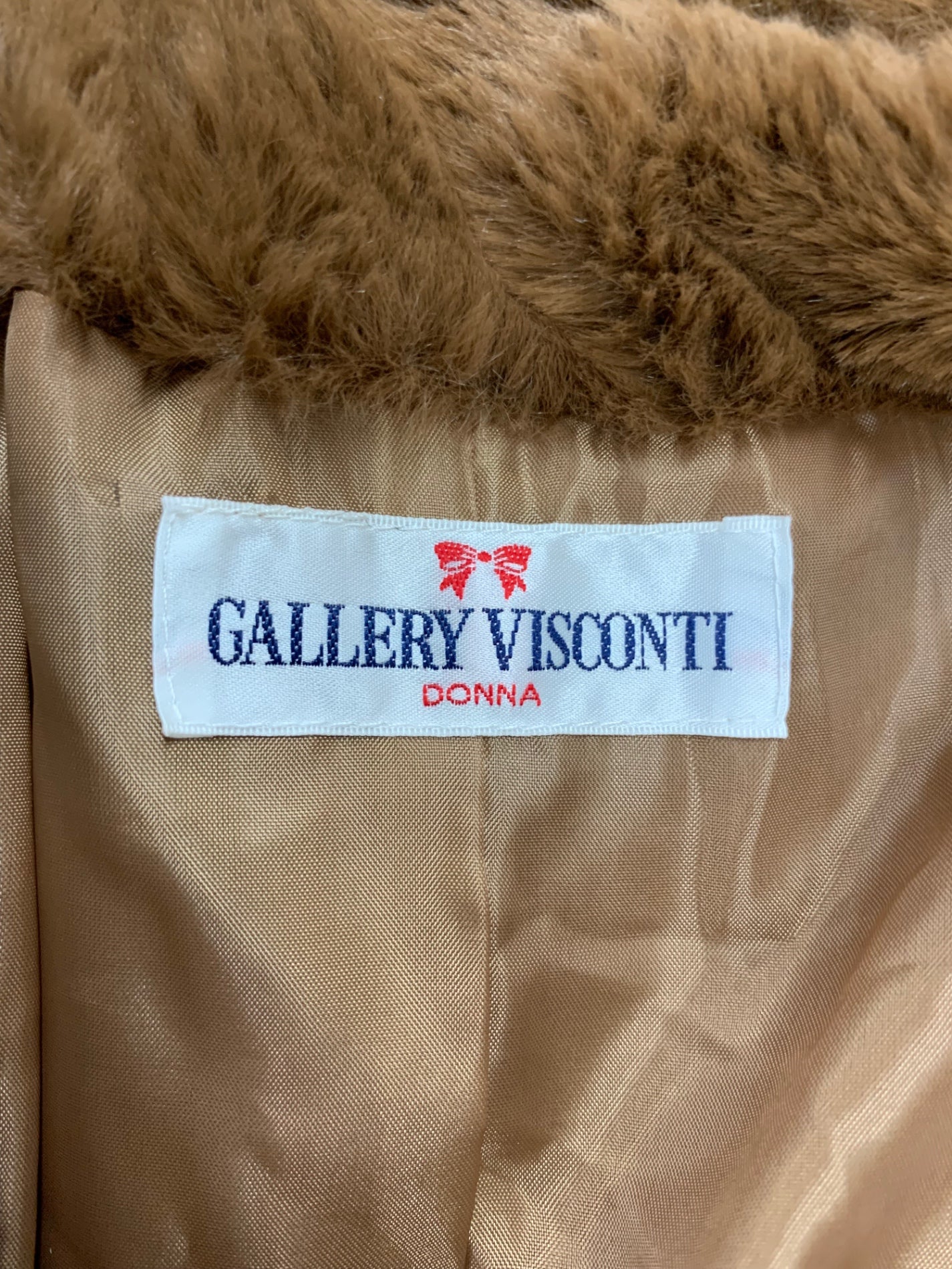 ギャラリービスコンティ 1383381 ショートコート 3 ブラウン フェイクファー パールボタン IT5AWR2PEX8C