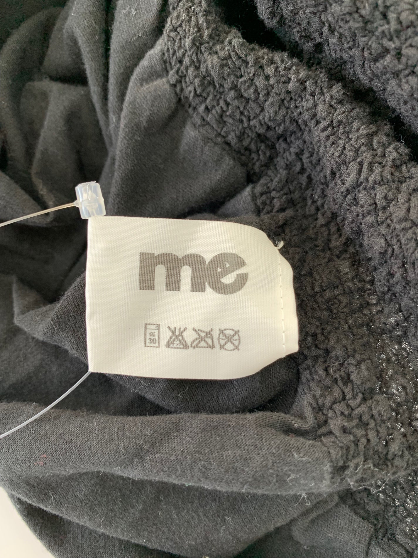 ミーイッセイミヤケ MI44FR211 チュニック ブラック カリフラワー ラウンドネック IT678OD1YZ14 【SALE】