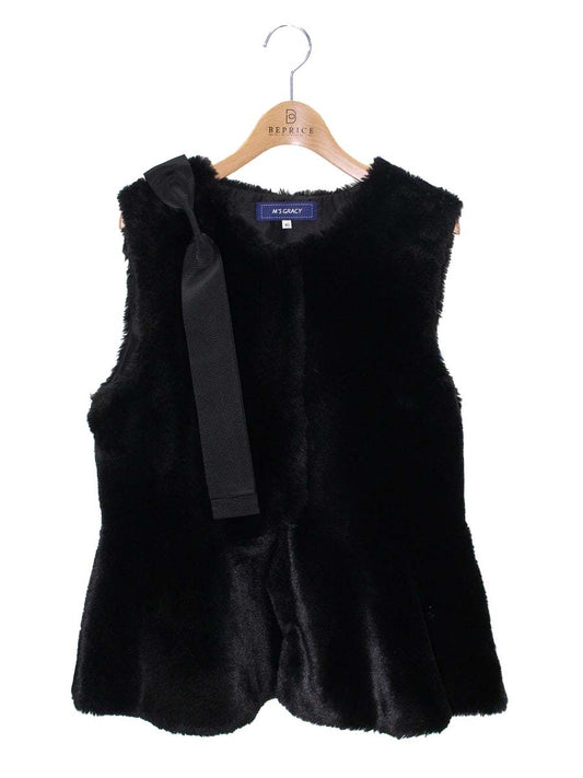 エムズグレイシー フェイクファーぺプラムベスト 196501 40 ブラック ITMUCJ159IG4