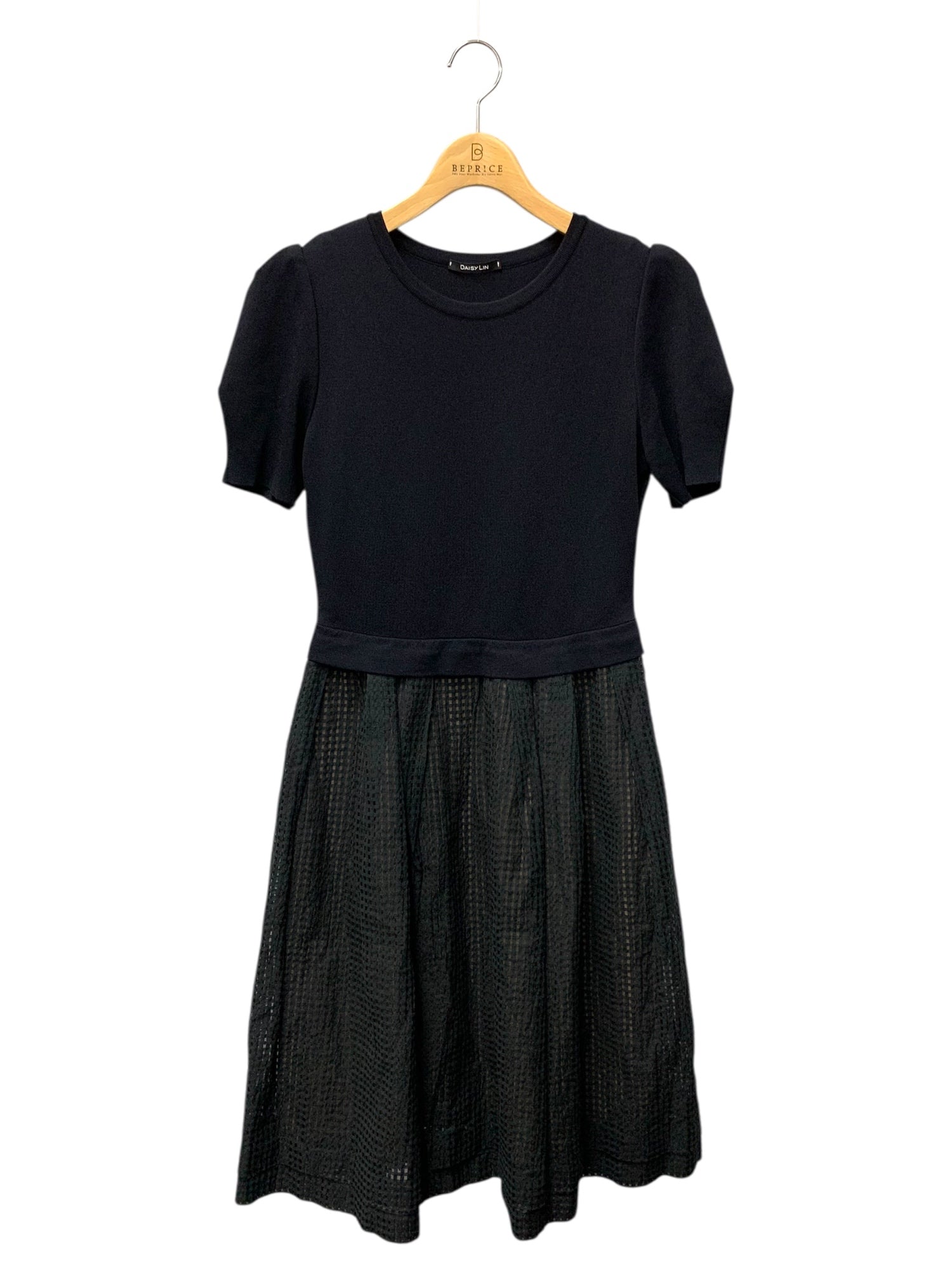 FOXEY (フォクシー)通販 | 中古ブランド洋服 | ビープライス