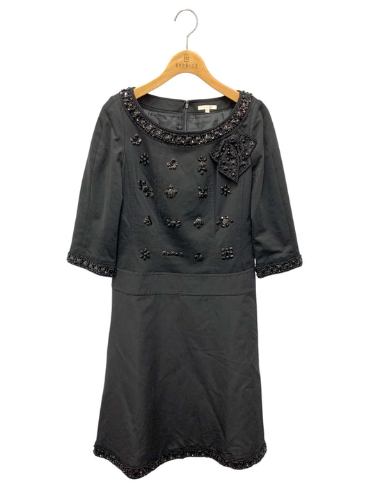 トゥービーシック W5J12-360-09 ワンピース 40 ブラック ビジュー ブローチ付 IT3VPFT2G8HS 【SALE】