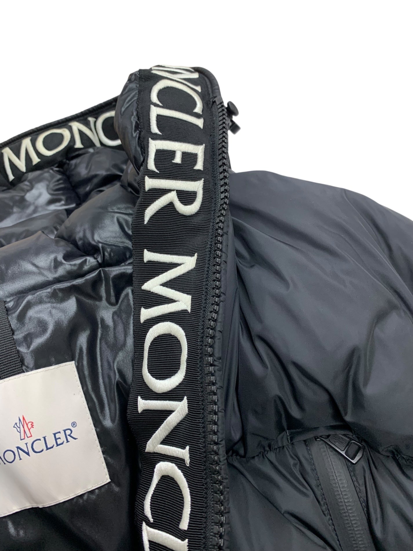 モンクレール MONTCLA GIUBBOTTO H209111356900 C0300 ダウンジャケット ブラック ITHJQQH41W1S