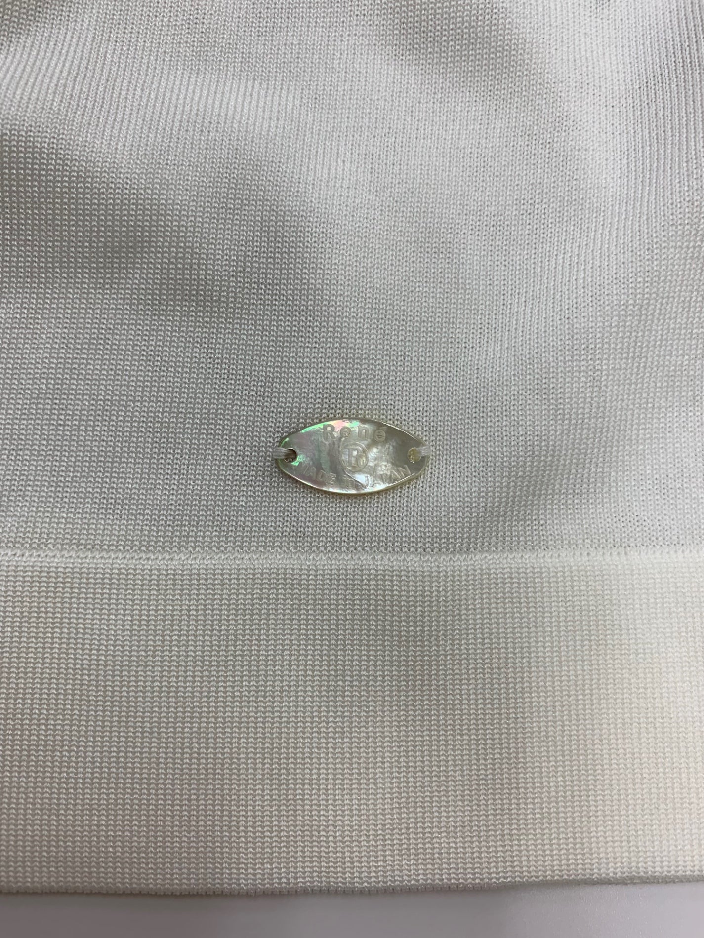 ルネ 6132150 トップス 36 ホワイト パール ロゴプレート ITS1NFX7K8AW