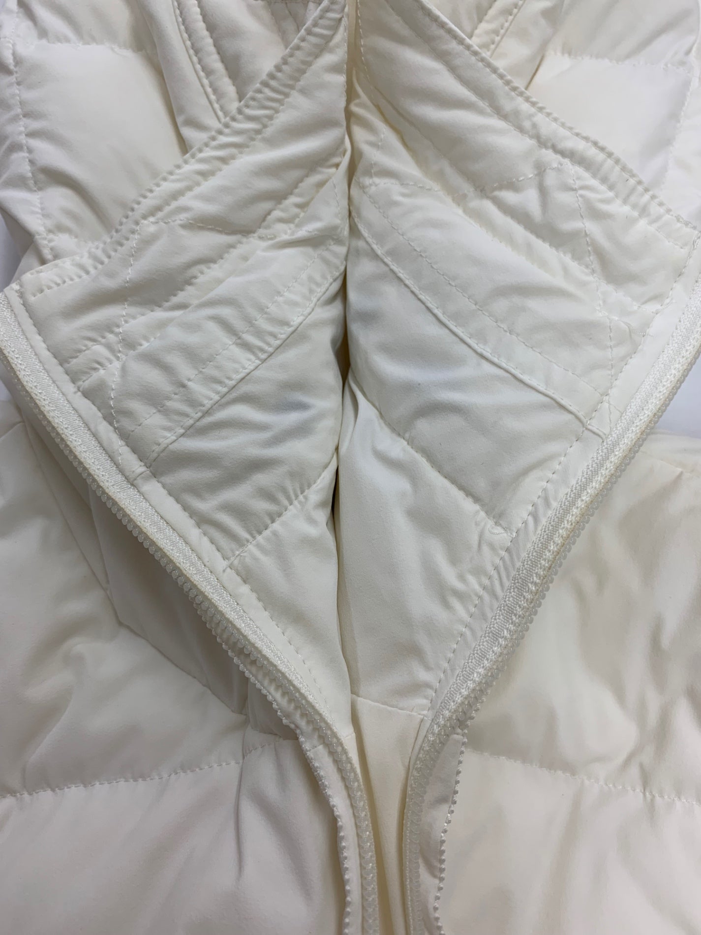 エムズグレイシー ペプラム付きショート 219607 ダウン