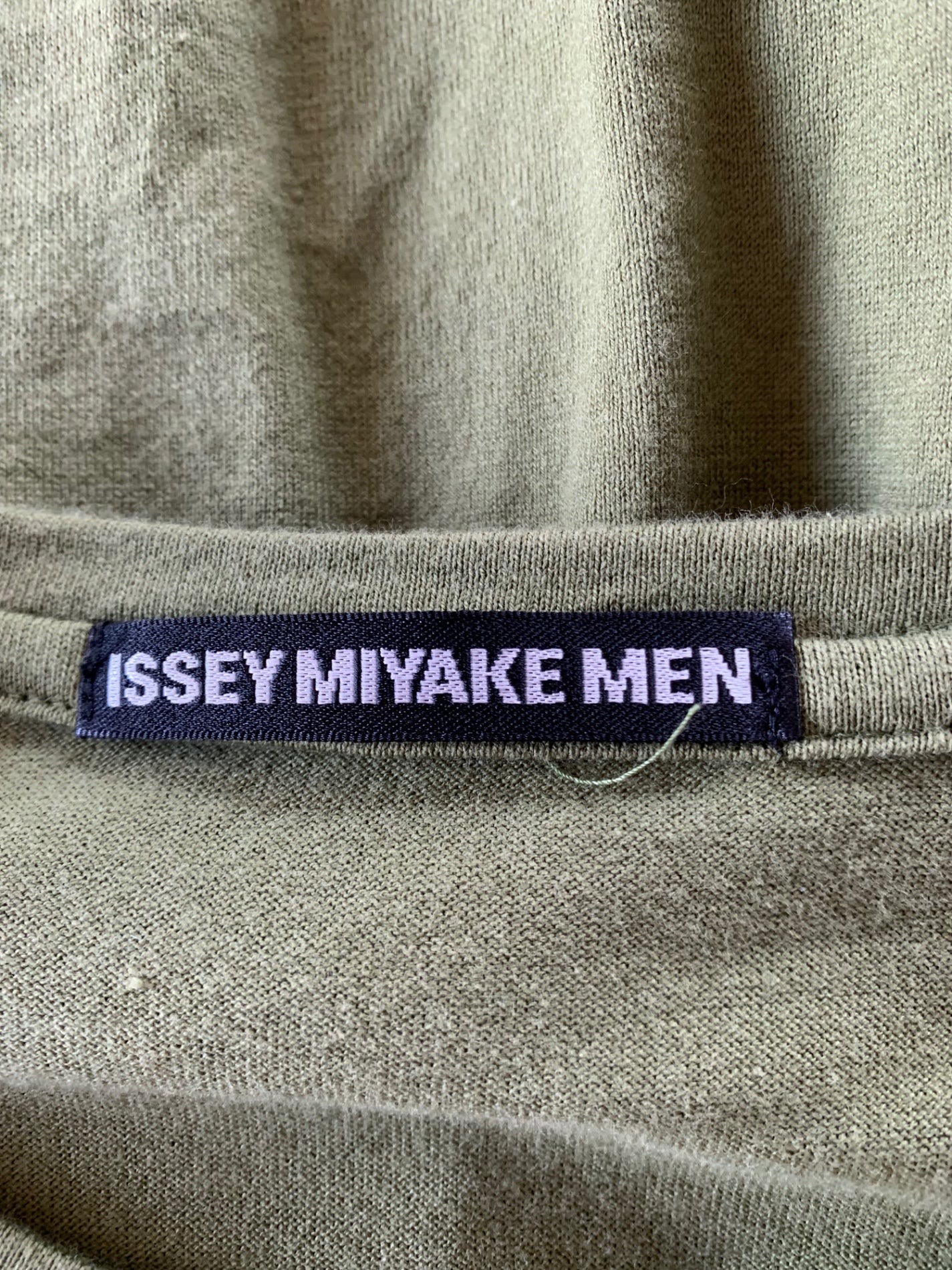 イッセイミヤケメン ME21JK443 Tシャツ 2 カーキグリーン ステッチ ITBIDQZPLWRW 【SALE】