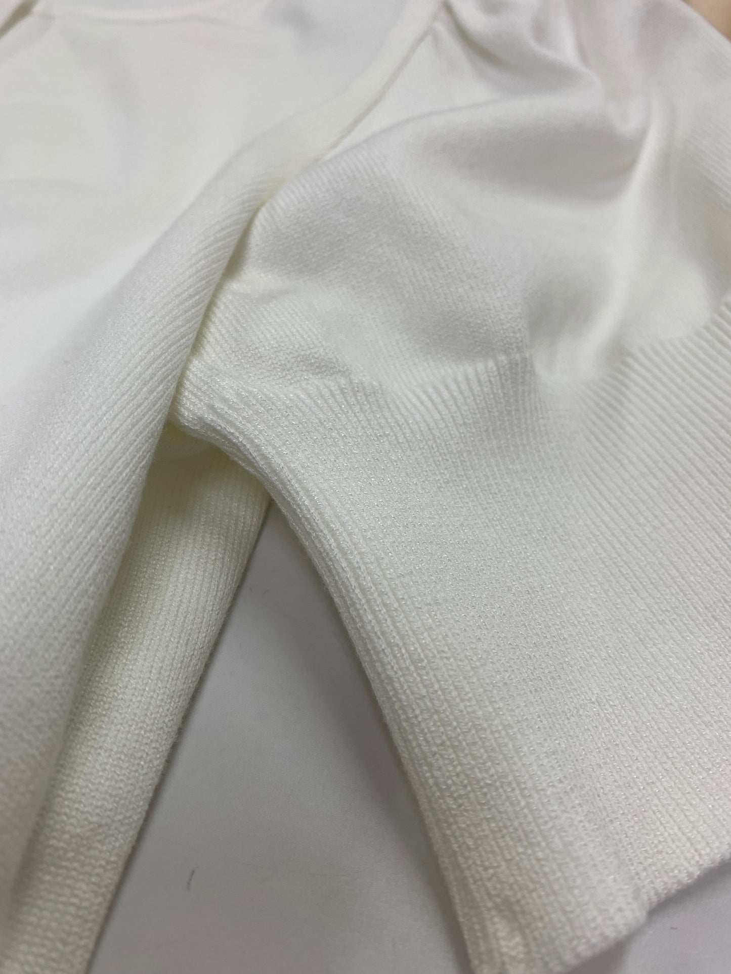 フォクシーニューヨーク Le Jardin Cardigan 43586 カーディガン 2026年増産品 42 ホワイト ITUUJ9WQMAWS