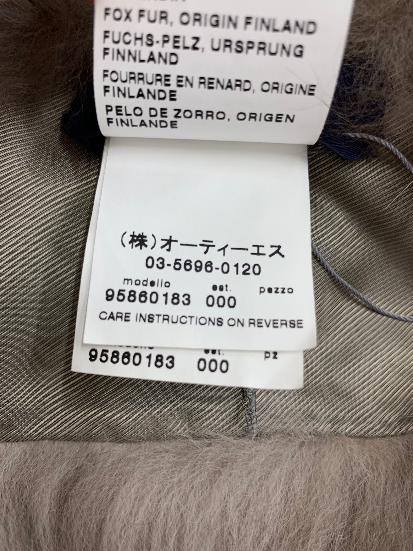 エスマックスマーラ 9586183 マフラー グレー フォックスファー ITW2D2RSFCO4