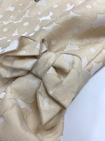 エムズグレイシー 414105 ジャケット 40 ベージュ ノーカラー カメリアジップ リボン ITB0TZ8Z7P3K