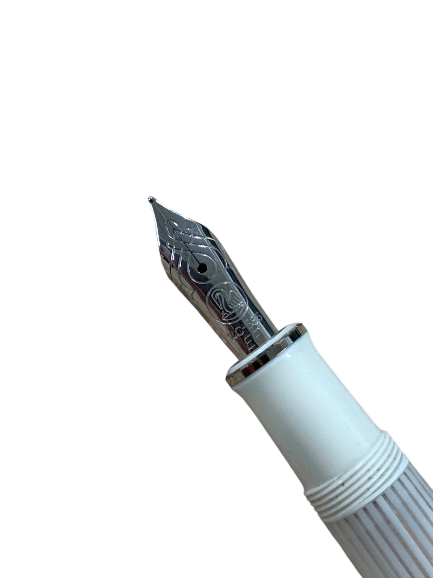 ペリカン スーベレーン M600 万年筆 ヴァイオレットホワイト 14C