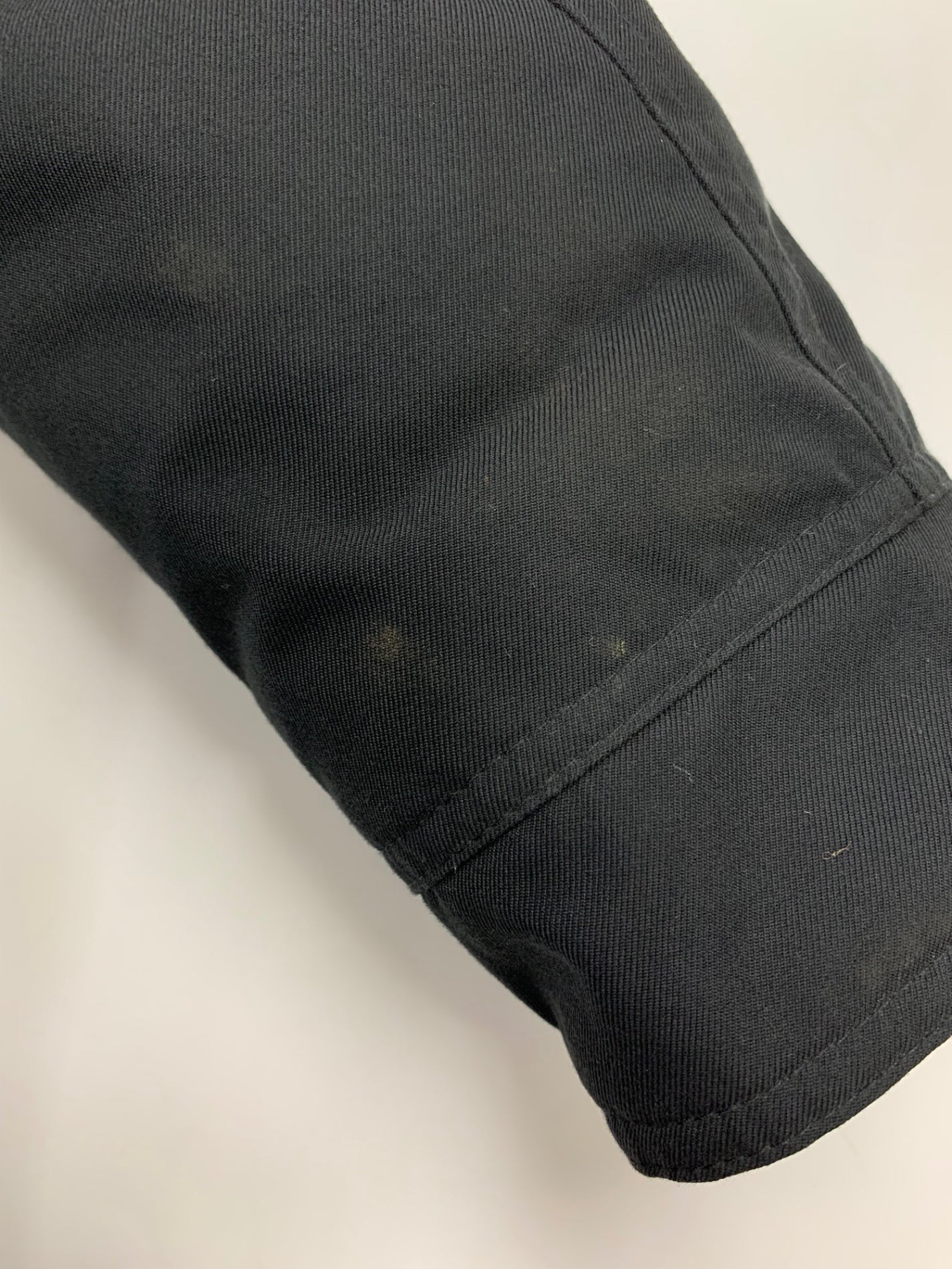 ピレネックス BORDEAUX HWK041 ダウンジャケット 44 ブラック フィンラクーン ITH7TDN6L6N2