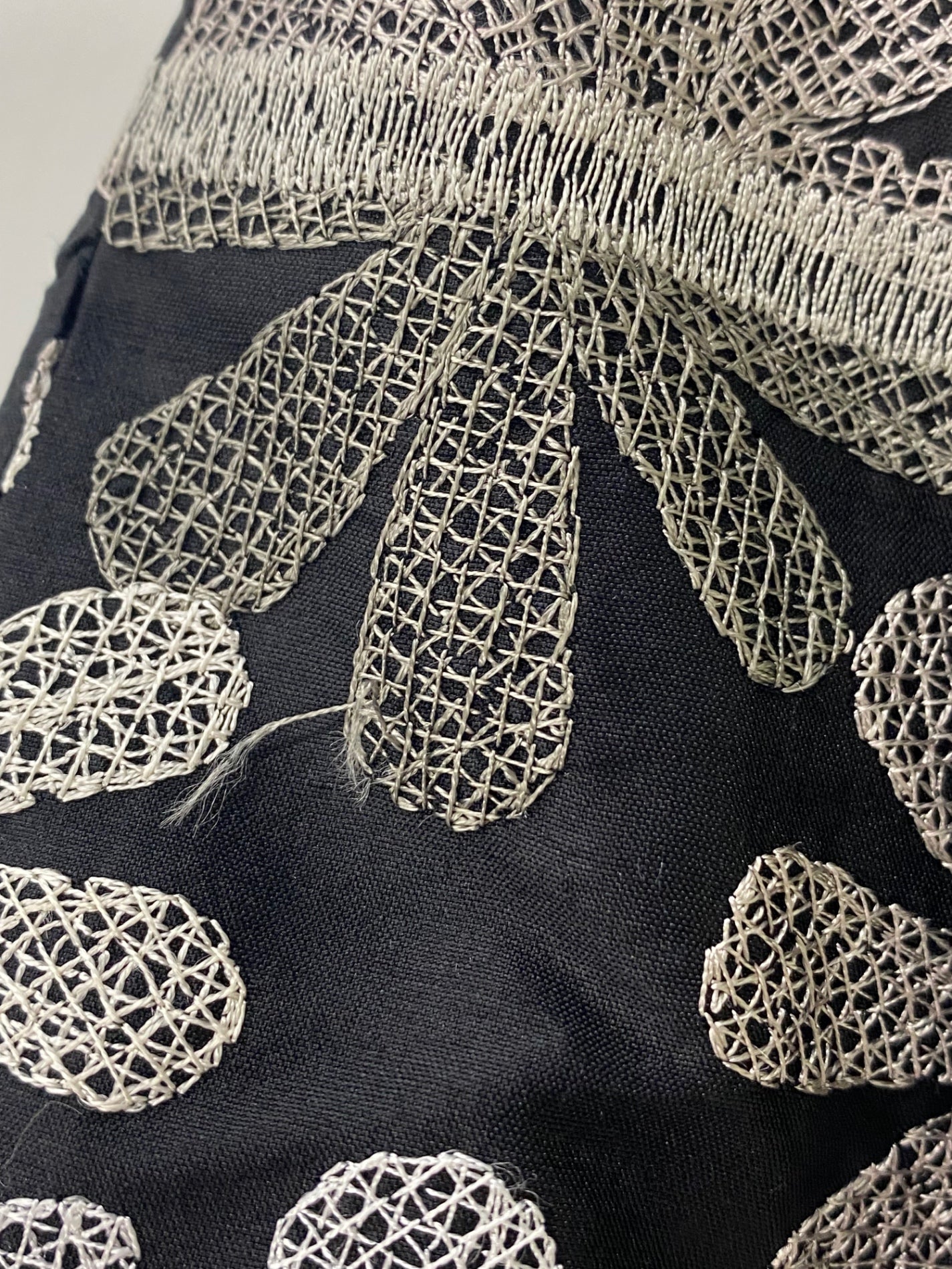 ルネ 6934100 スカート 38 ブラック フラワーモチーフ 刺繍 タックフレア IT0FD7P3D13K