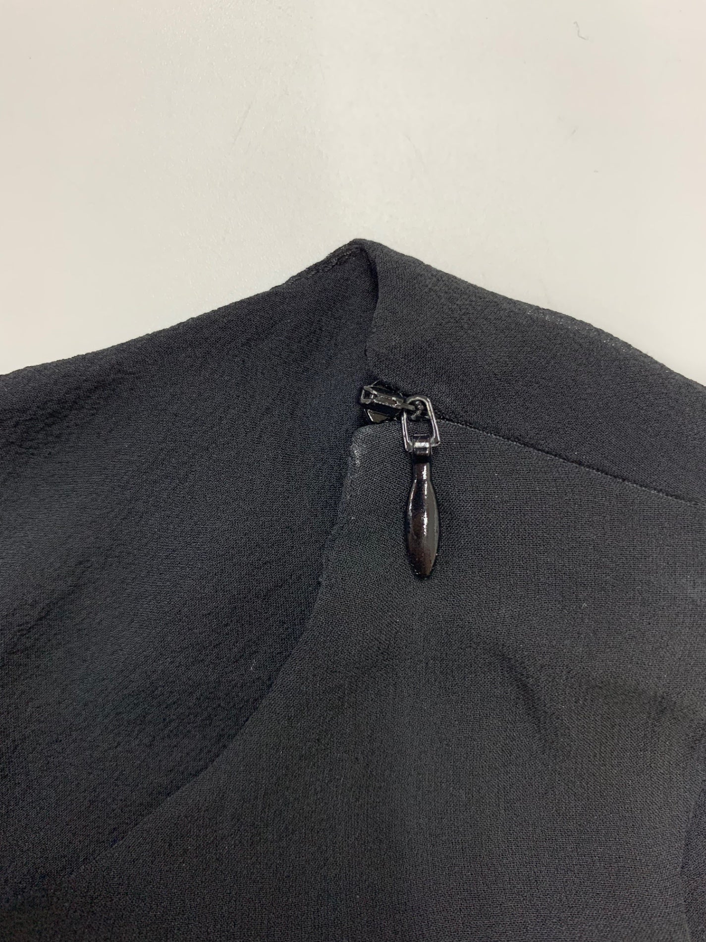 アンドゥムルメステール トップス 34 ブラック フリル IT6XW1FXHIH4