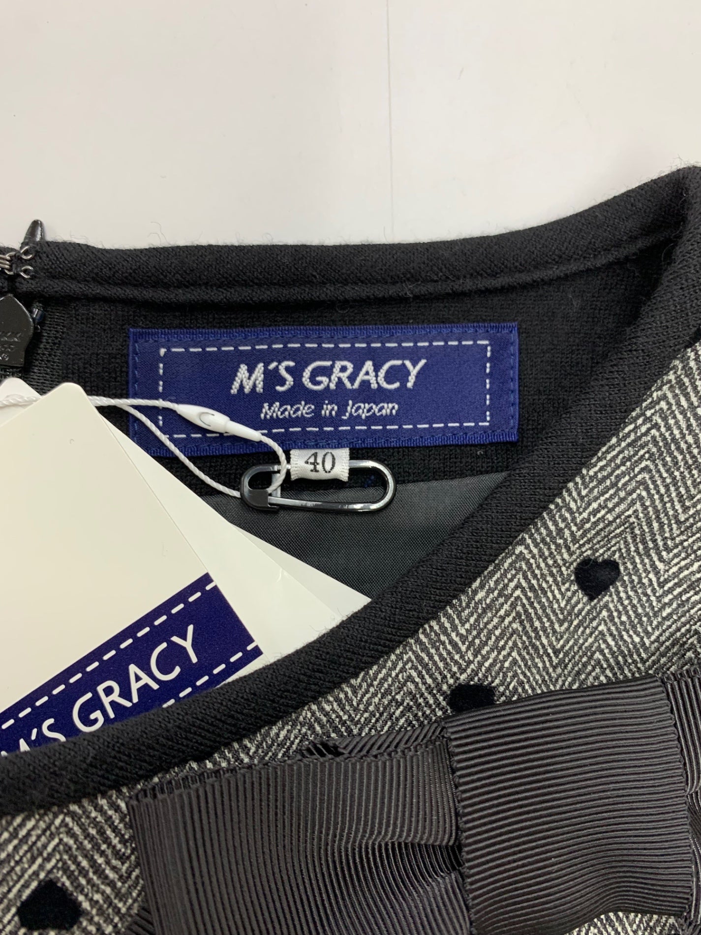 エムズグレイシー 211602 ワンピース 40 グレー/ブラック リボン ベロアハート ITHWJGKDPIM6