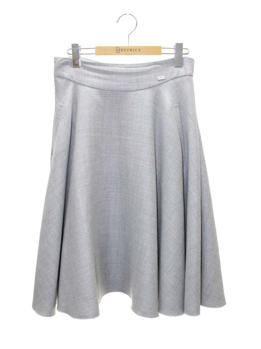 フォクシーブティック Skirt Snow Flare 40882 スカート 42 グレー タックフレア ITWL6NTIU628