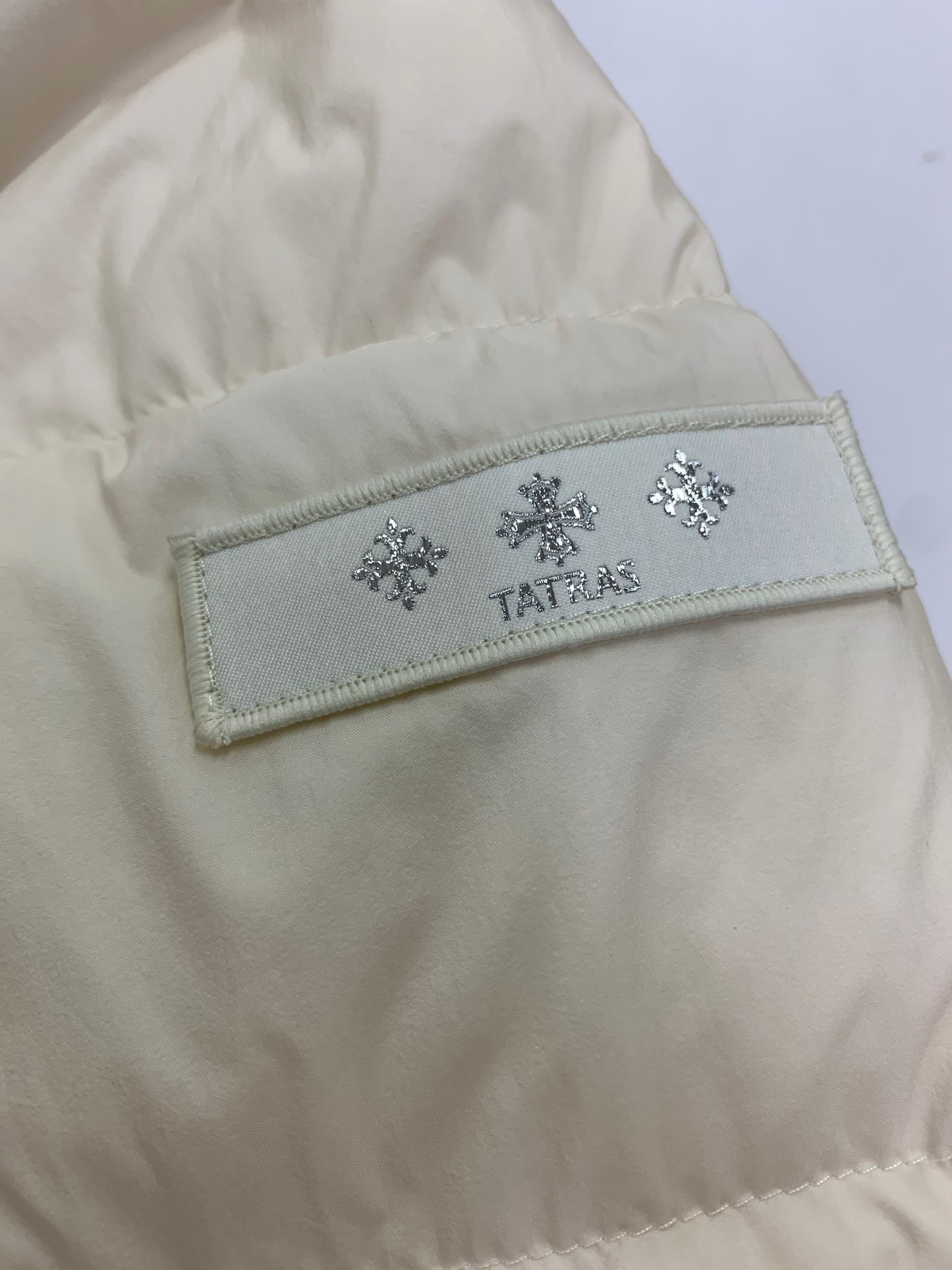 タトラス BORBORE MTAT24A4568-D ダウンジャケット 3 アイボリー ITK1PR7IO3S8