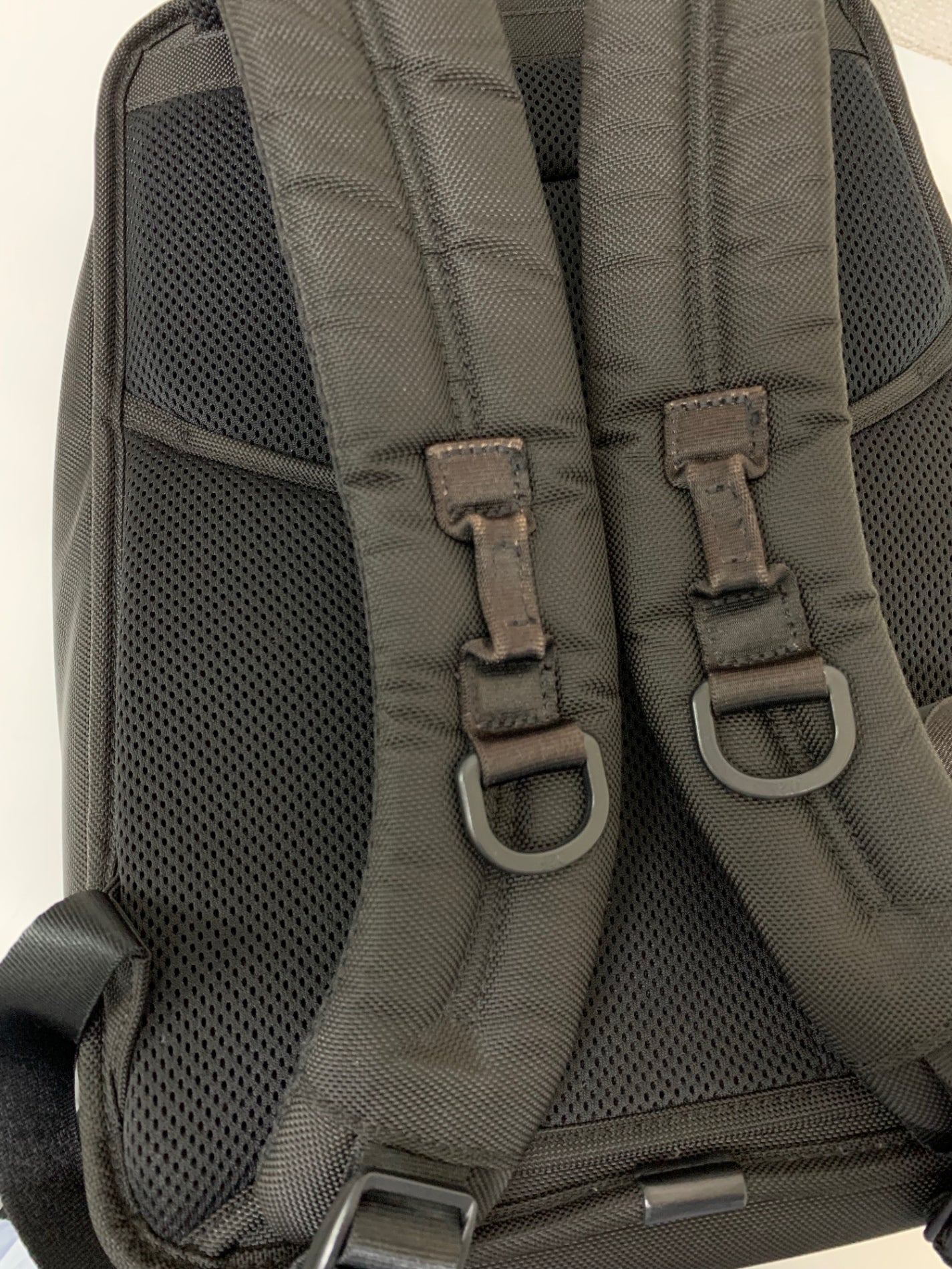 トゥミ ALPHA 3 Slim Backpack  2603581D3 ブラック ITGI7IOP1DUE