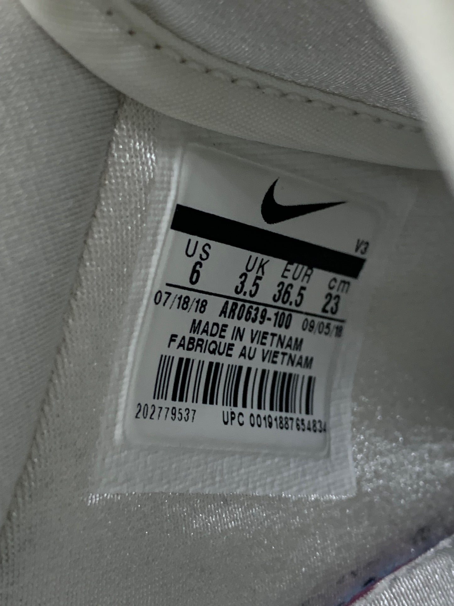 ナイキ Air Force 1 Low Star Studded AR0639-100 スニーカー 23 ホワイト エアフォース1 スター スタッズ IT77LXMLO3U8