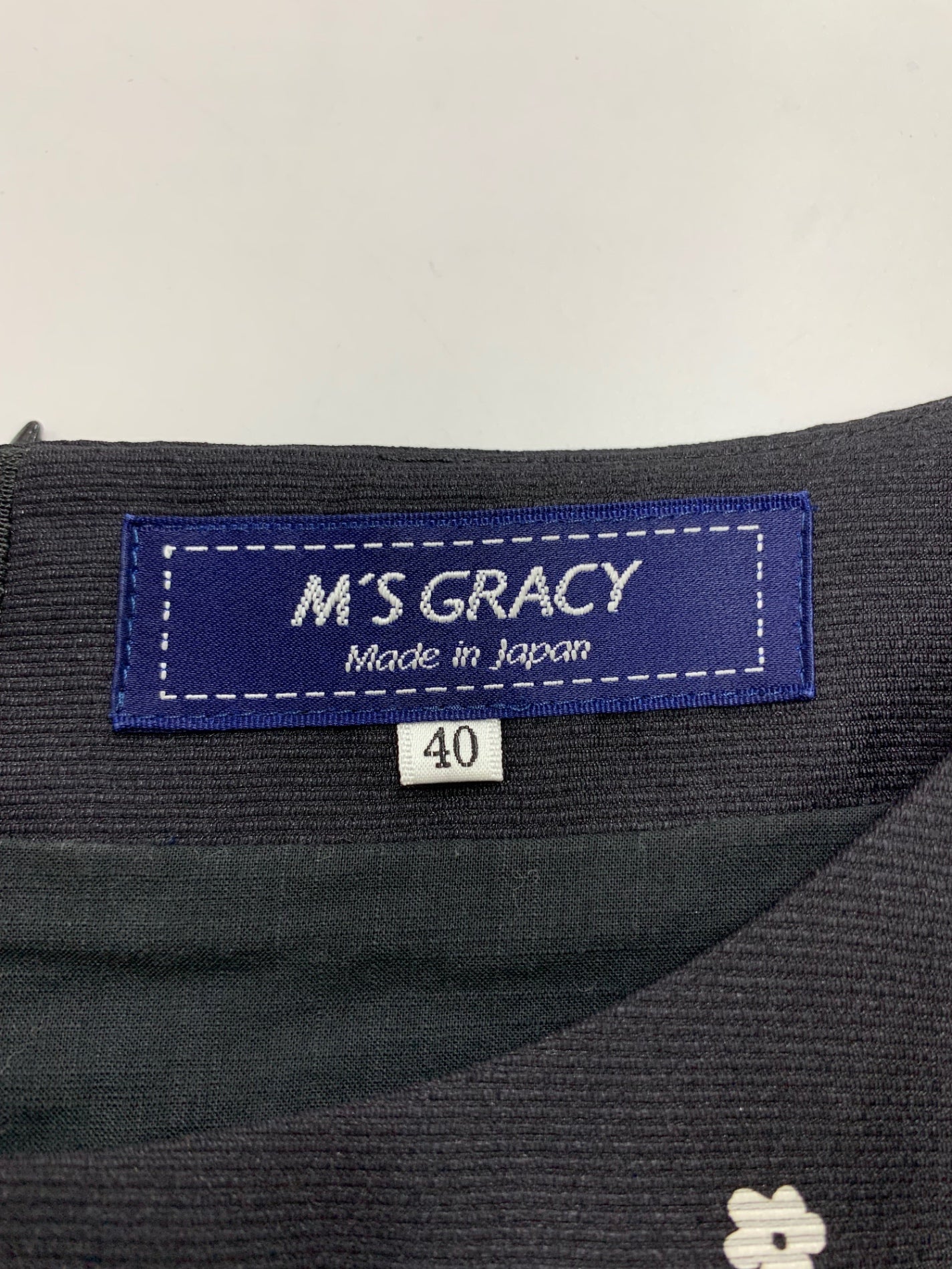 エムズグレイシー 211309 ワンピース 40 ブラック グログラン素材小花柄 IT3G3IZ887HS