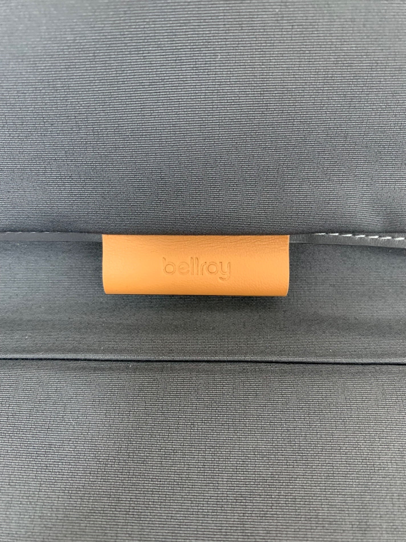 ベルロイ Tokyo Folio 12.9" タブレットケース グレー ITQYJGCWON8C