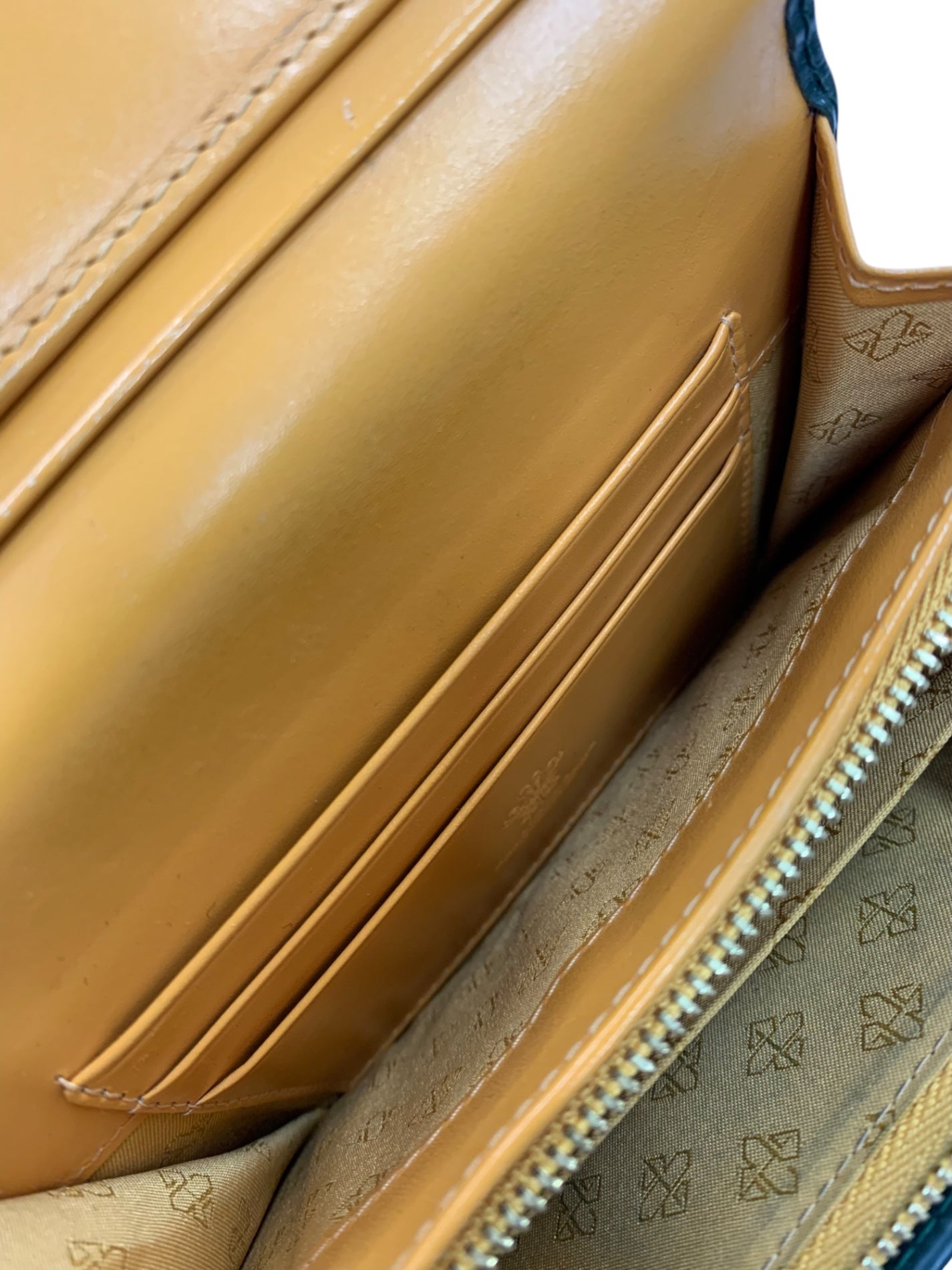 エッティンガー 二つ折り財布 グリーン レザー ITNX6UAG5ZE8