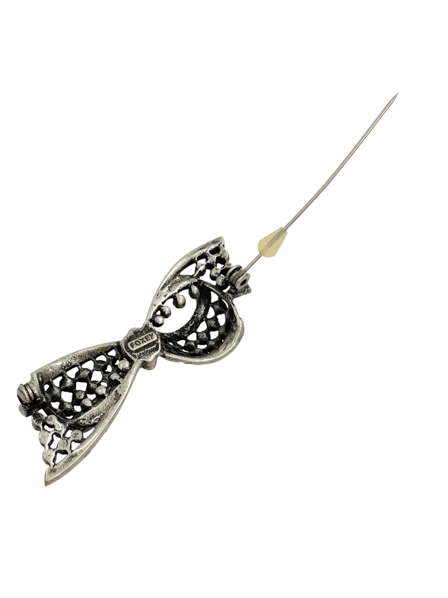 フォクシーブティック ブローチ シルバー ラインストーン リボン IT8UWQ9IHD6X