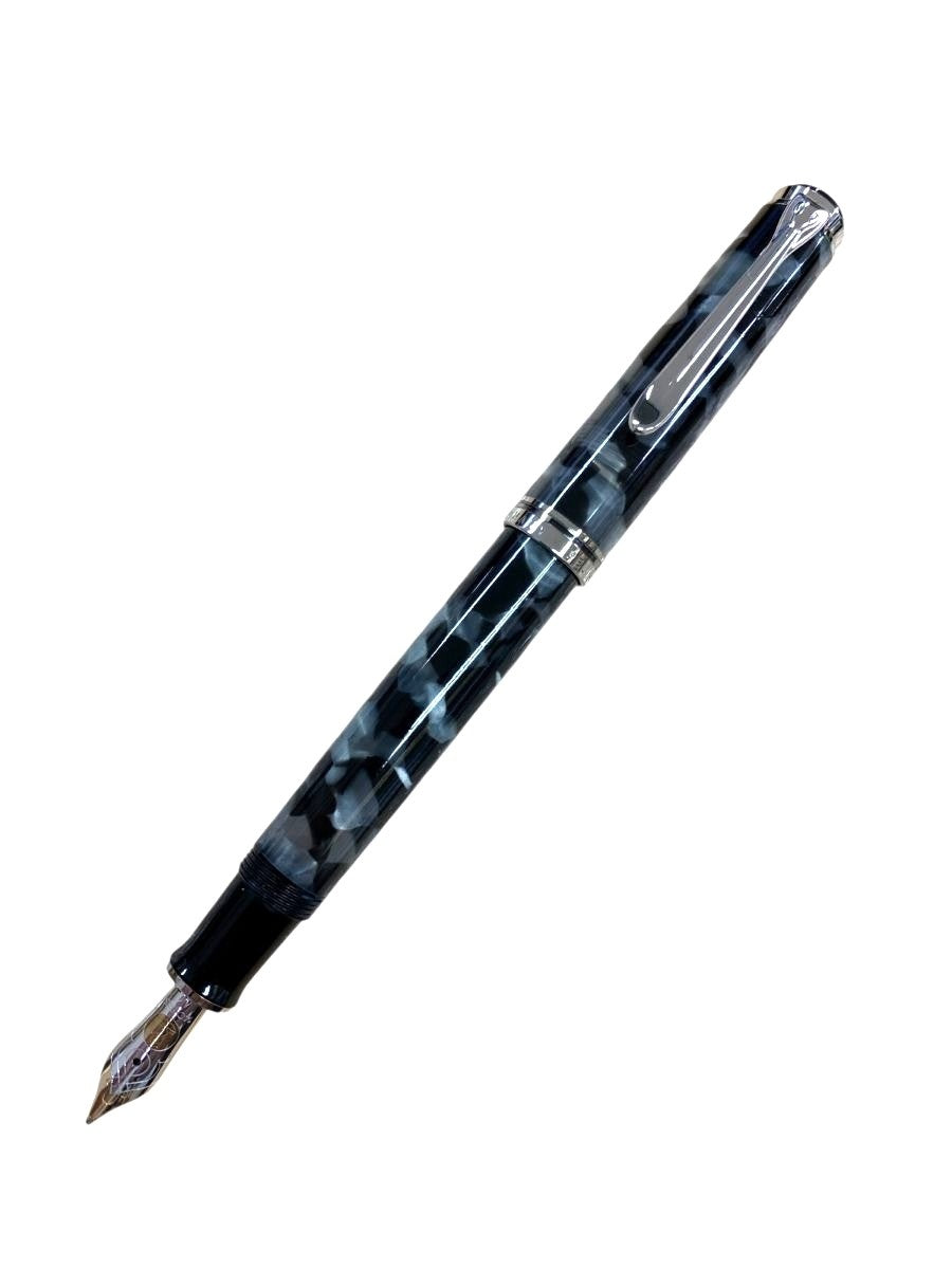 ペリカン 万年筆 都市シリーズ M620 シカゴ ブラック/グレー M 14C 585 ITLPJQ8T2GCK