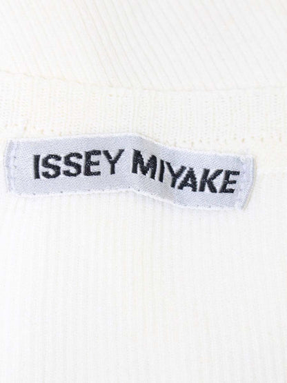 イッセイミヤケ IM61-JK112 ニットトップス M アイボリー 半袖 ITWIULXTJNG2