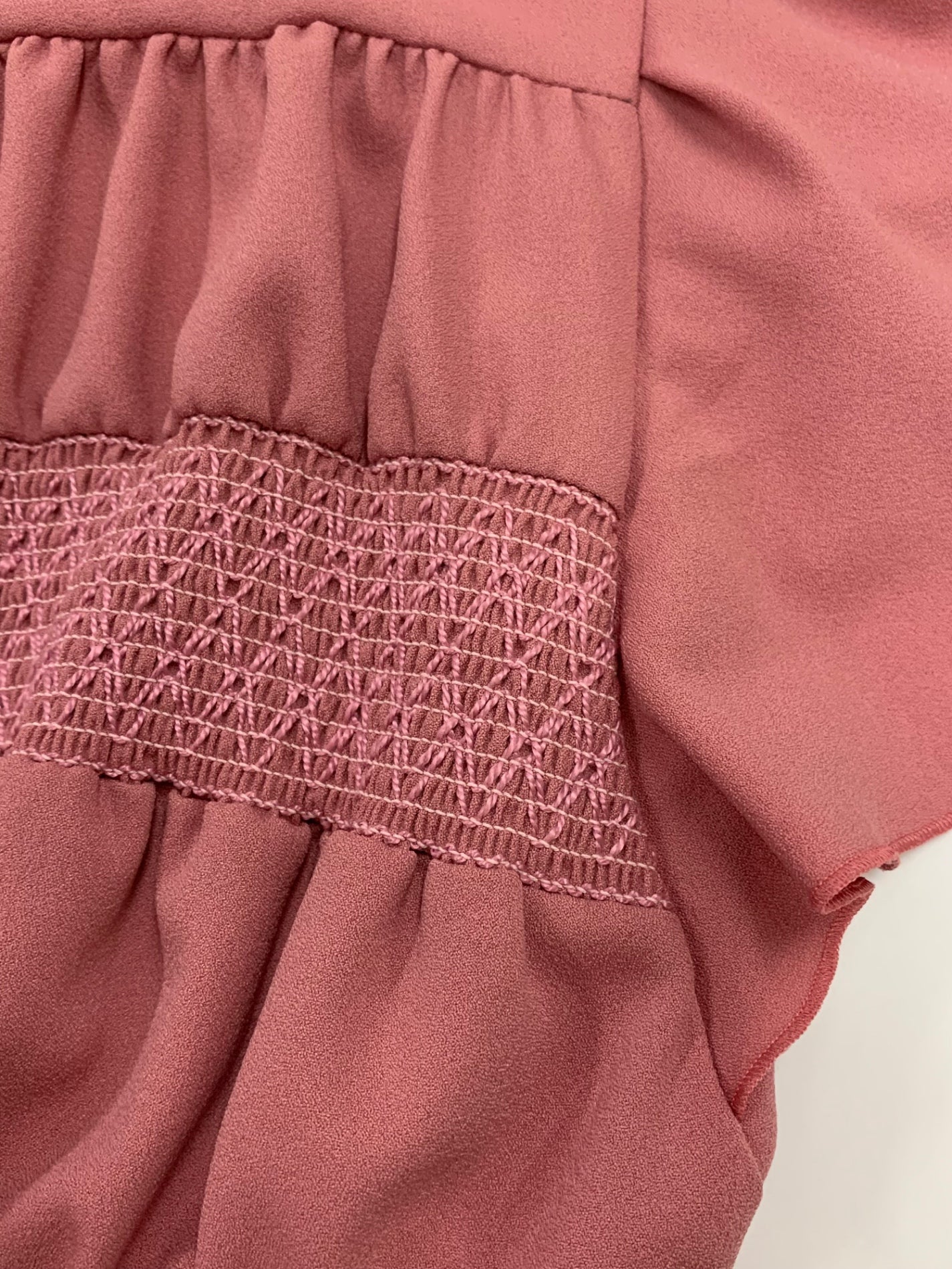 トッカ SMOCKING EMBROIDERY OPTOGA0130 ワンピース 0 ピンク 消臭 UVケア ウォッシャブル ITB1N04VUG2F