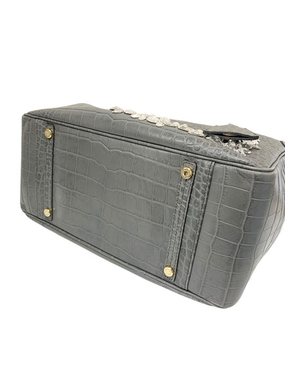 エーディーエムジェイ トートバッグ グレー クロコ型押し レザー スワロフスキー ITW95L3B47A2