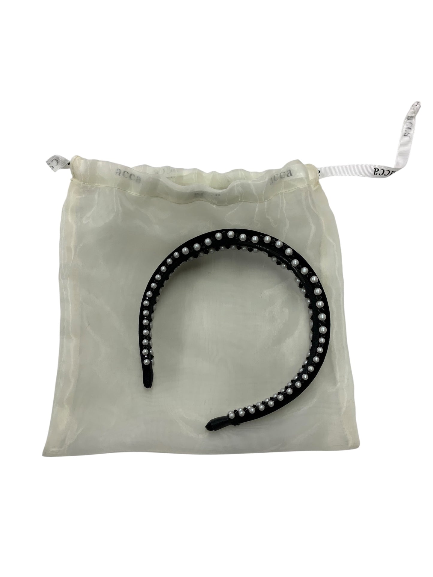 アッカ カチューシャ ブラック ヘアアクセサリー ベロア ビジュー IT76MYKFGDIG