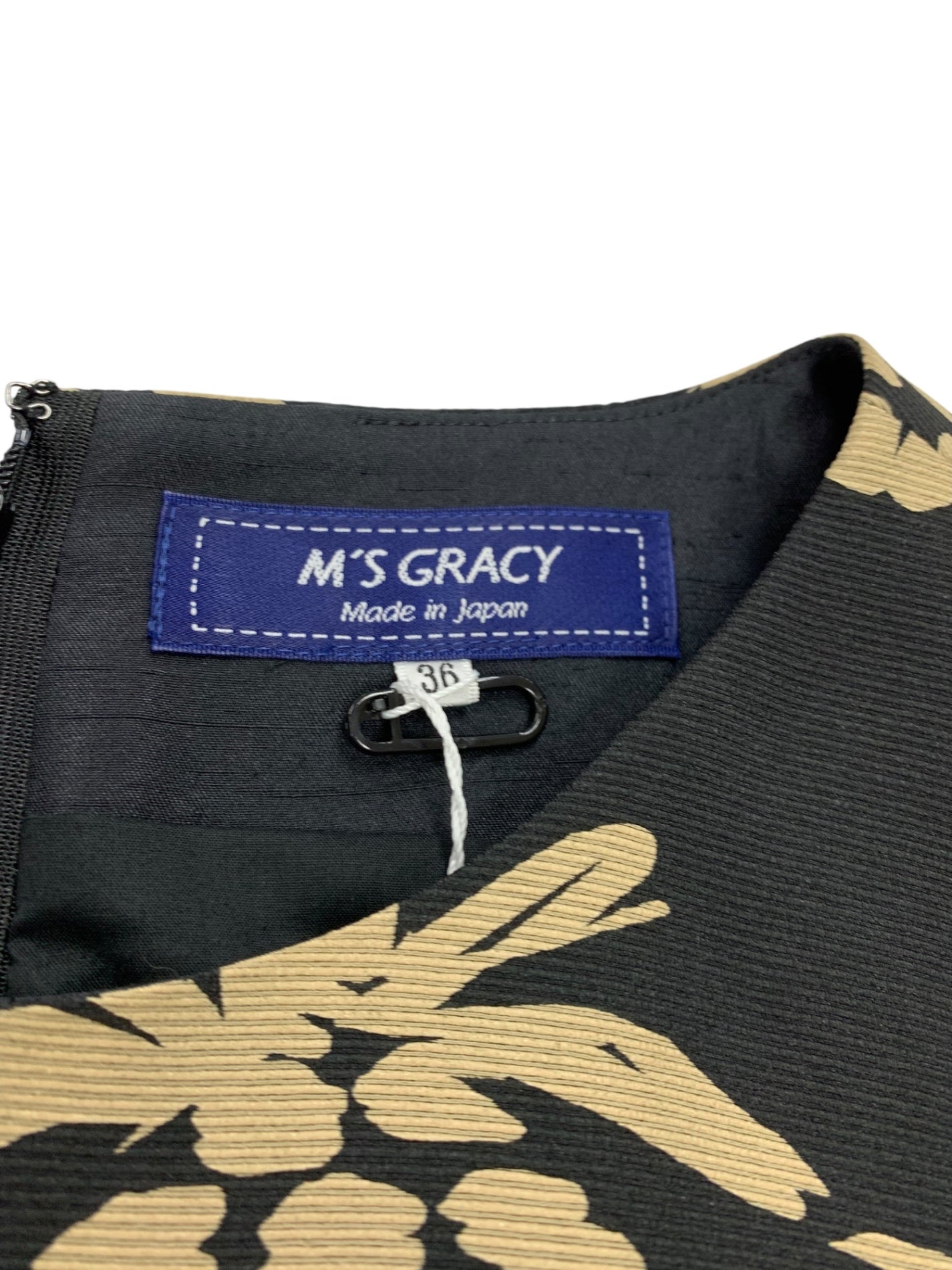 エムズグレイシー 111335 ワンピース 36 ブラック パイナップルモチーフ ウエストリボン IT8RI4CUBE00