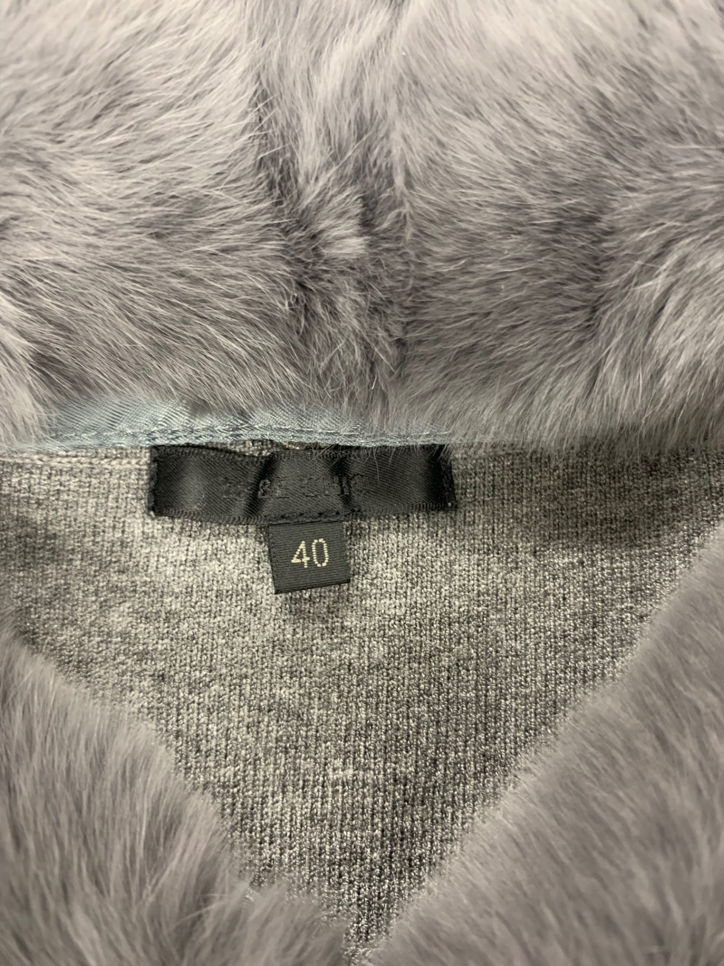 トゥービーシック W5N09-825-07 ニットセーター 40 グレー レッキスラビットファー ITVIG67RDHXA