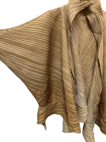 イッセイミヤケ IM21FD107 ジャケット 2 ブラウン プリーツ グラデーション IT3JV9YU6KBK