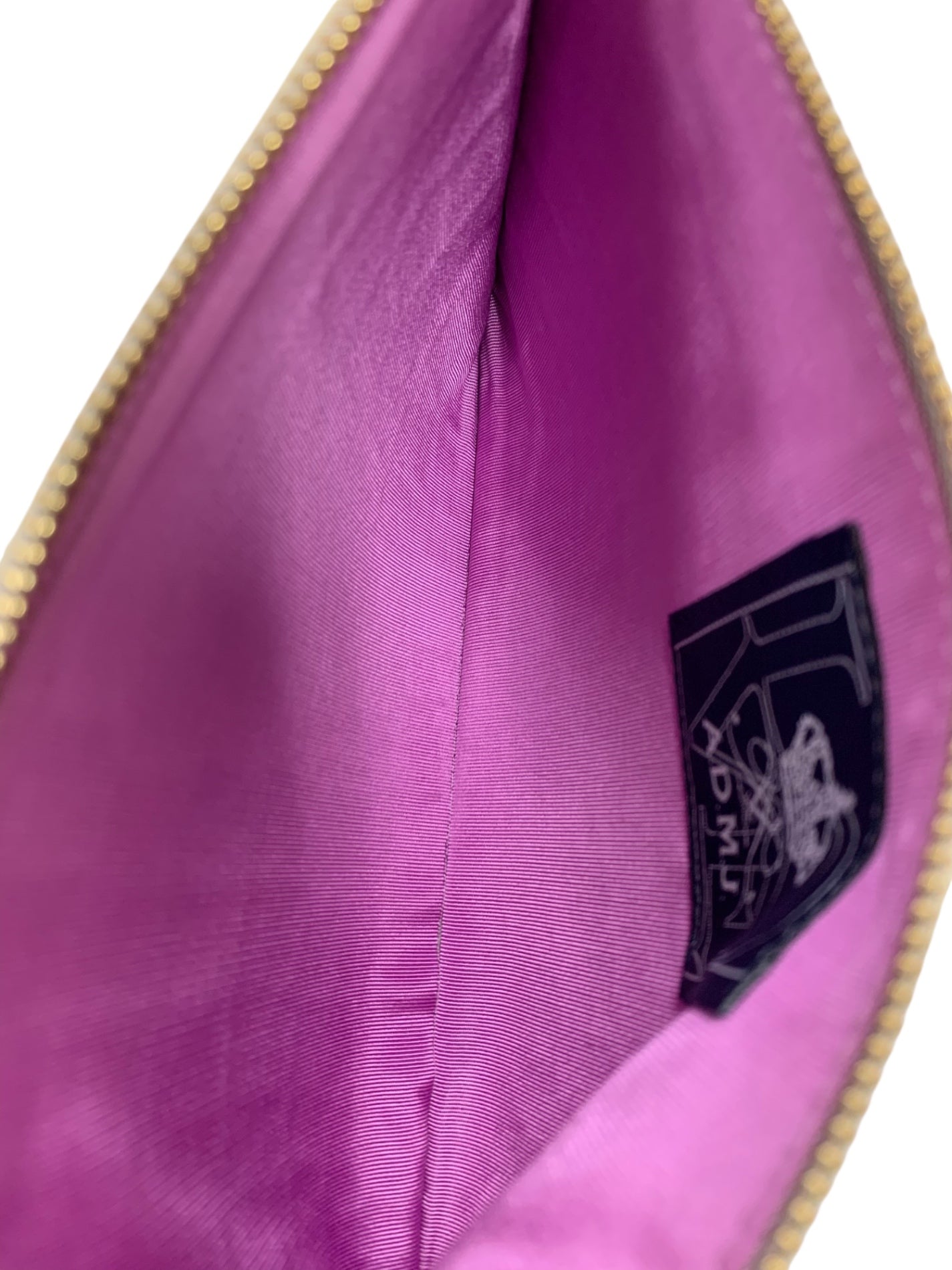 エーディーエムジェイ ポーチ その他 レザー クロコ型押し ヒマラヤ 2点セット ITBYZG0H1O1G 【SALE】