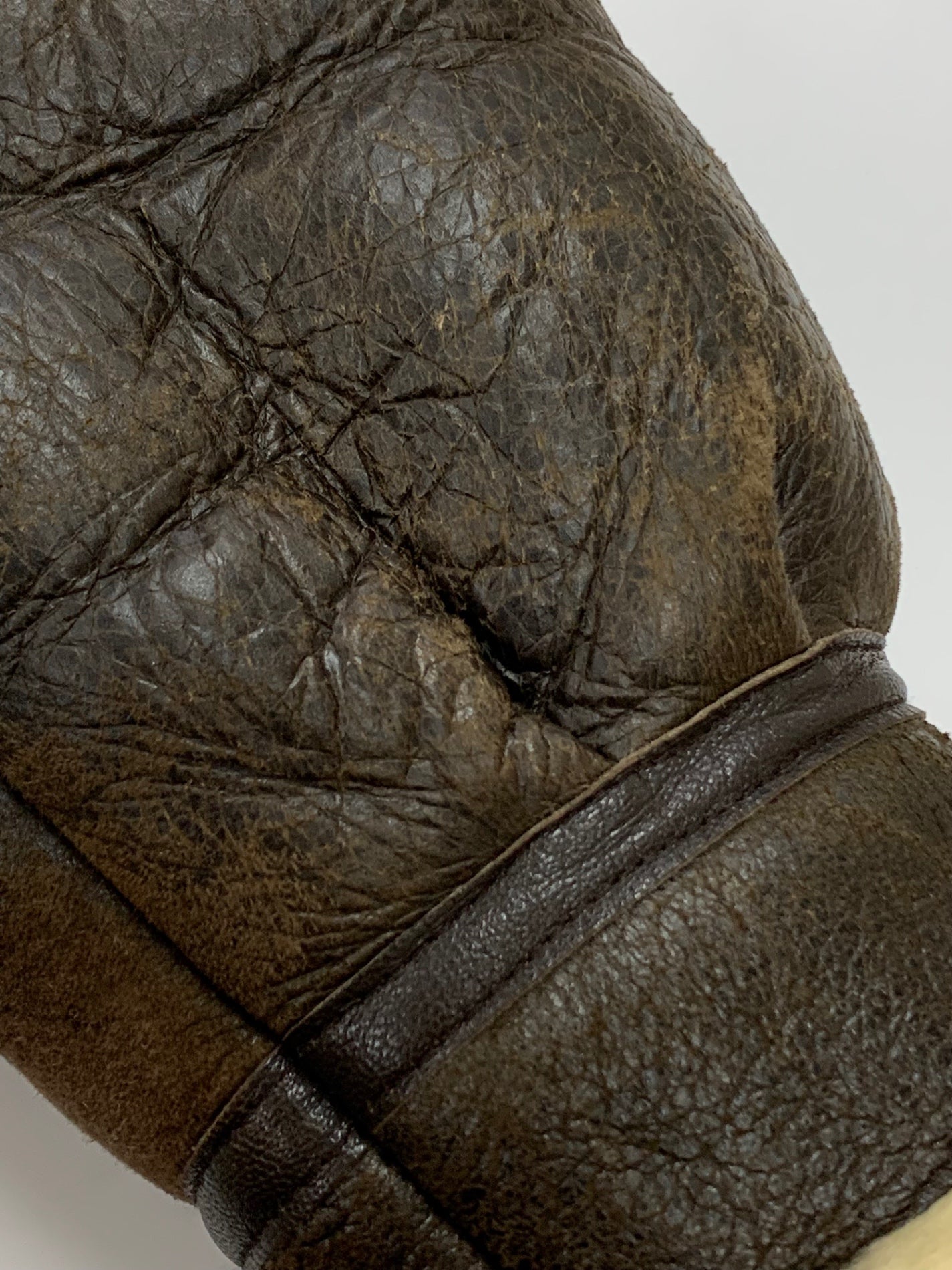 アヴィレックス type-B3 AC-17755 フライトジャケット 38 ブラウン リアルムートン ITPGZWXG0DPW