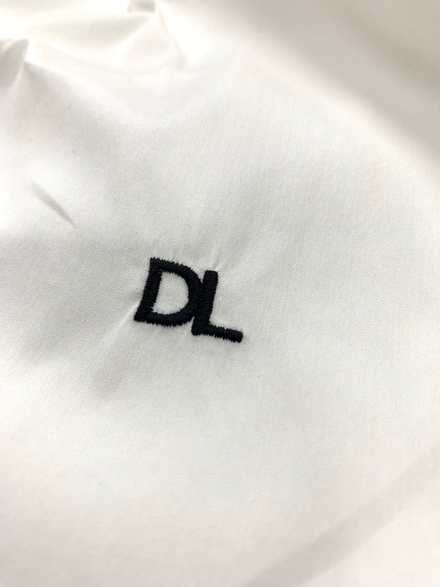 デイジーリン Kare Shirts 06320 ブラウス 42 ホワイト ロゴ ワンポイント IT3A9V0BPU28