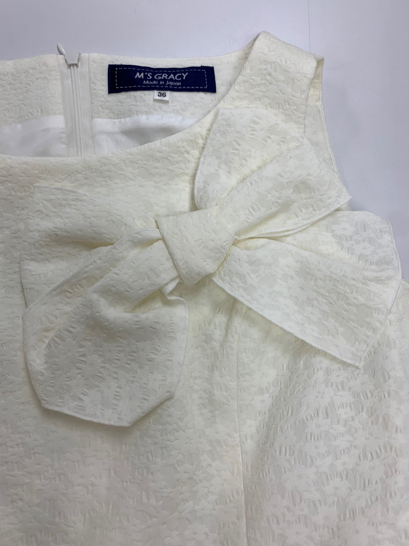 エムズグレイシー 411103 ワンピース 36 ホワイト ジャガード バルーンドレス リボンブローチ ITLCT11VLDI8