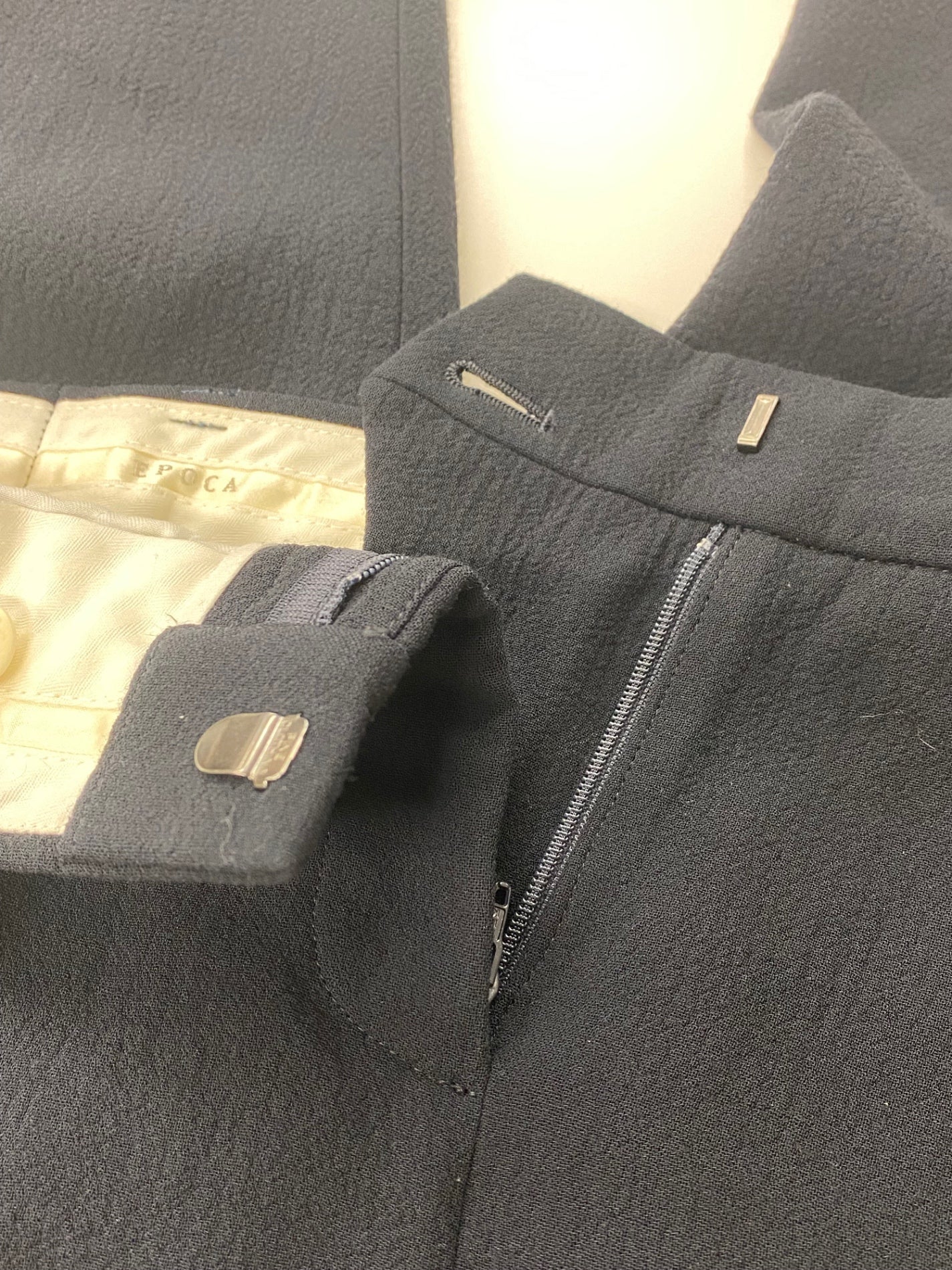 エポカ M5R04-807-28 パンツ 40 ネイビー クロップド ITP92O5684YQ