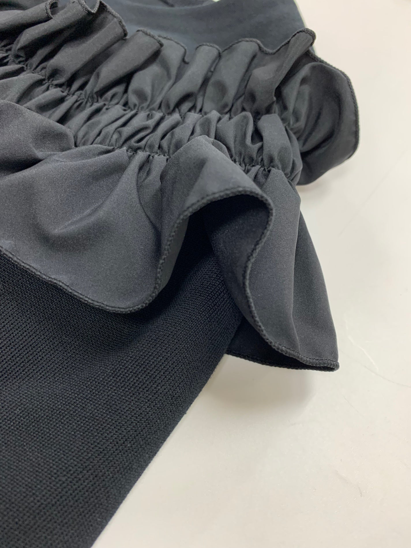 デイジーリン 06596 ニット 42 ブラック フリル ITKQ1WFWM12E