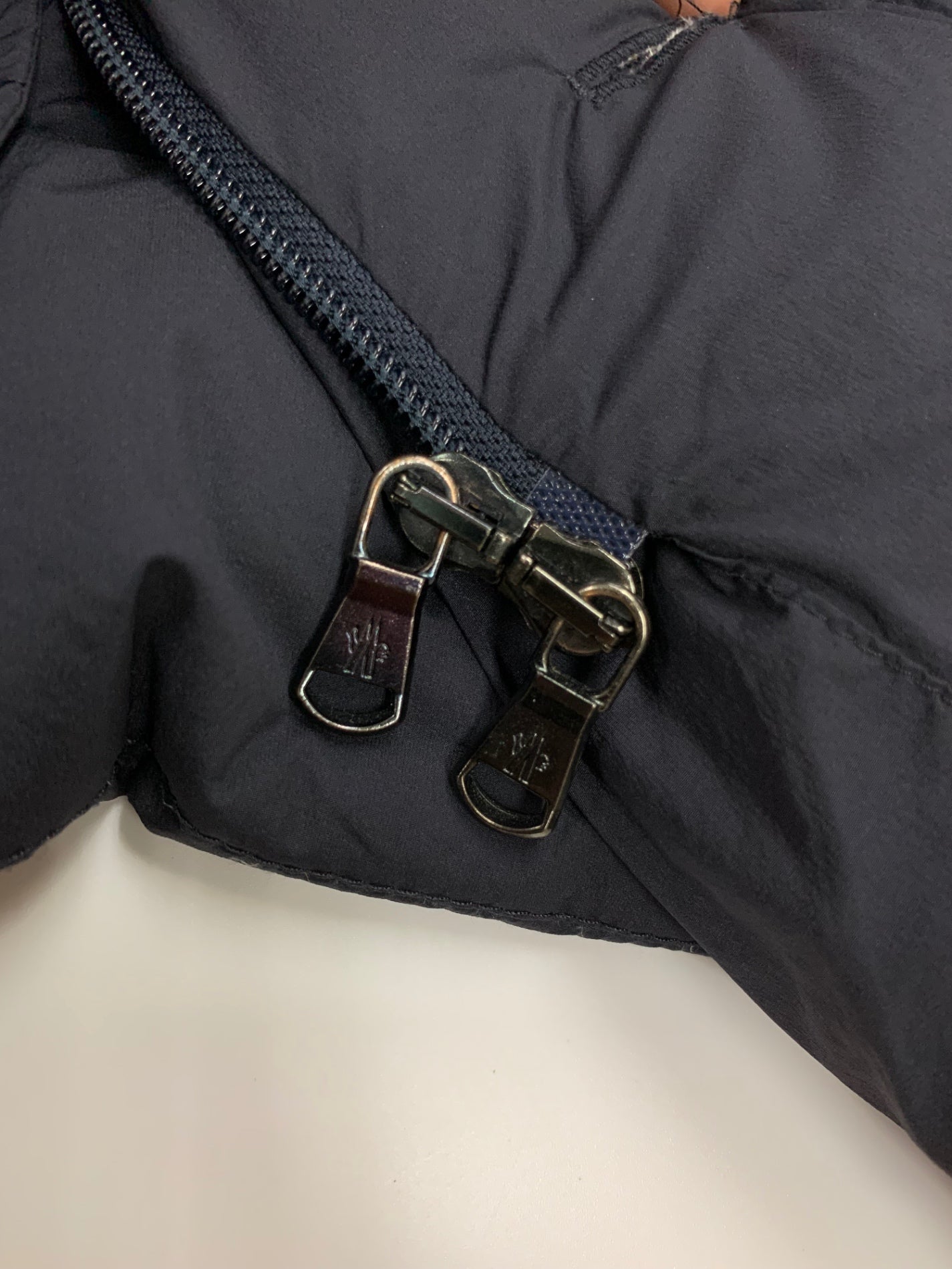 モンクレール LOIRAC GIUBBOTTO LOIRAC JACKET 3209149769553132 ダウンジャケット 2 ネイビー ダブルブレスト ITQBCC9CSRXC