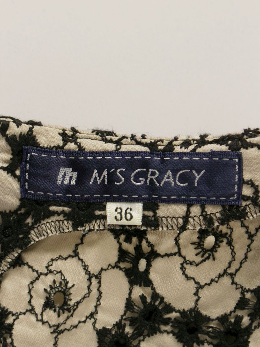 エムズグレイシー 320310 プルオーバー 36 ベージュ フラワーモチーフ カットワーク リボン ITHSL3A4VG1E