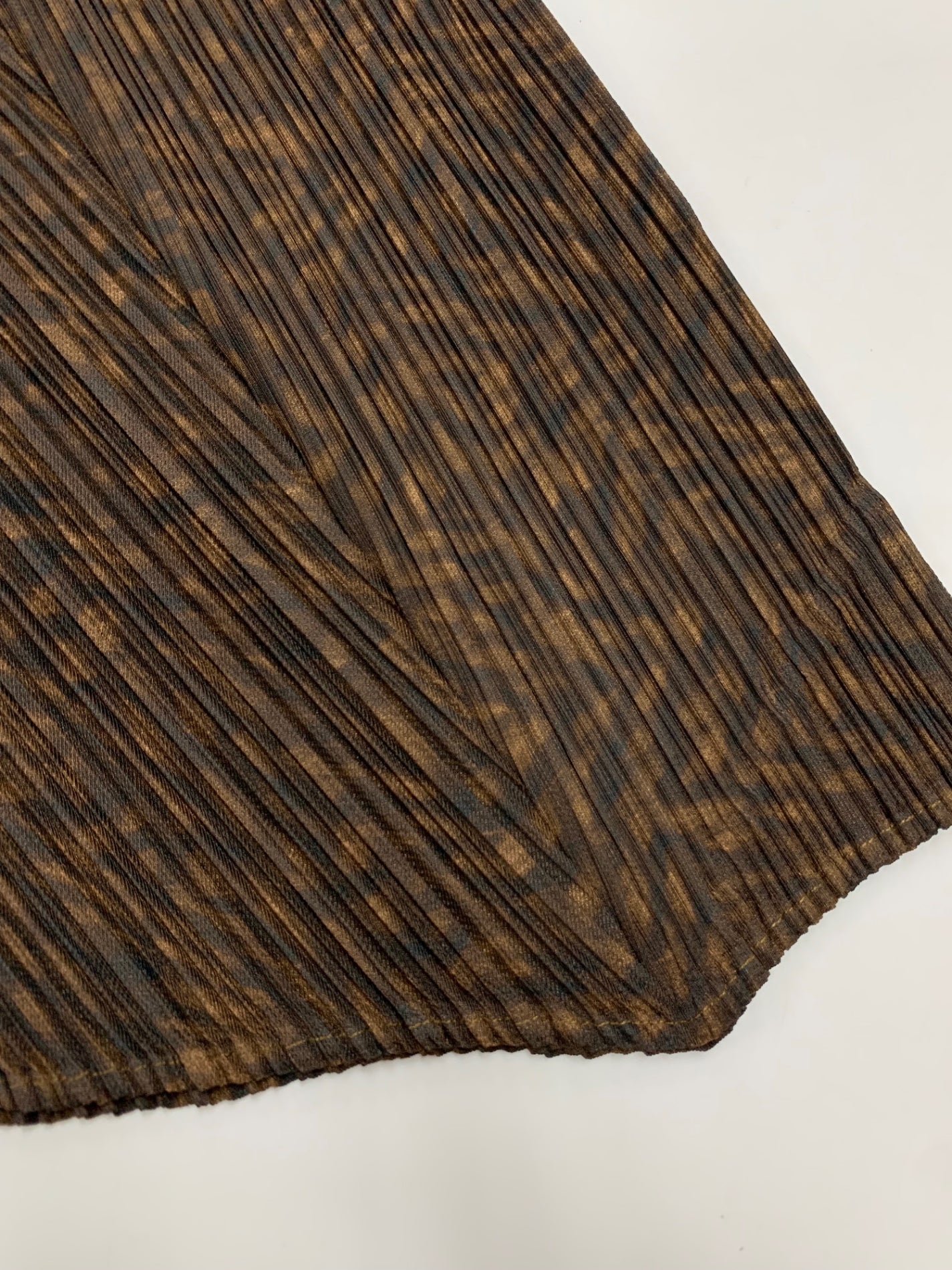 プリーツプリーズイッセイミヤケ PP43-JF962 パンツ 3 ブラウン 総柄 プリーツ ITDS6AXWAYMA