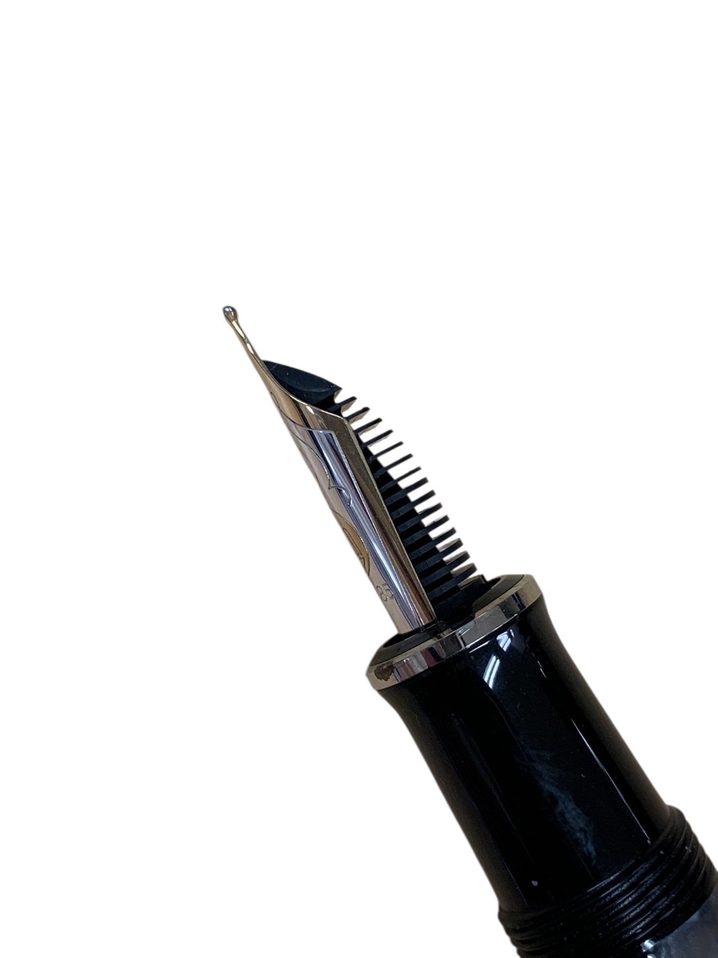 ペリカン 万年筆 都市シリーズ M620 シカゴ ブラック/グレー M 14C 585 ITLPJQ8T2GCK