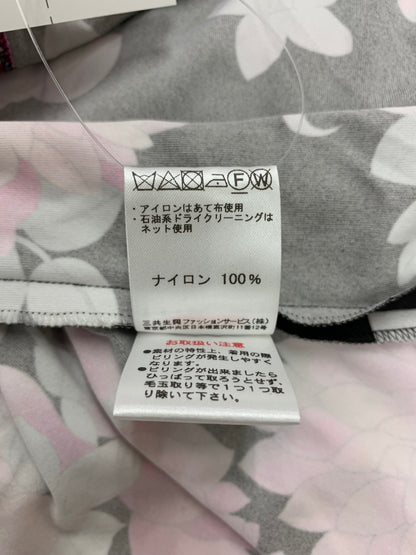 レオナールパリ 0480909 ワンピース 42 ブラック フラワーモチーフ Vネック ITP66BDUDRBT