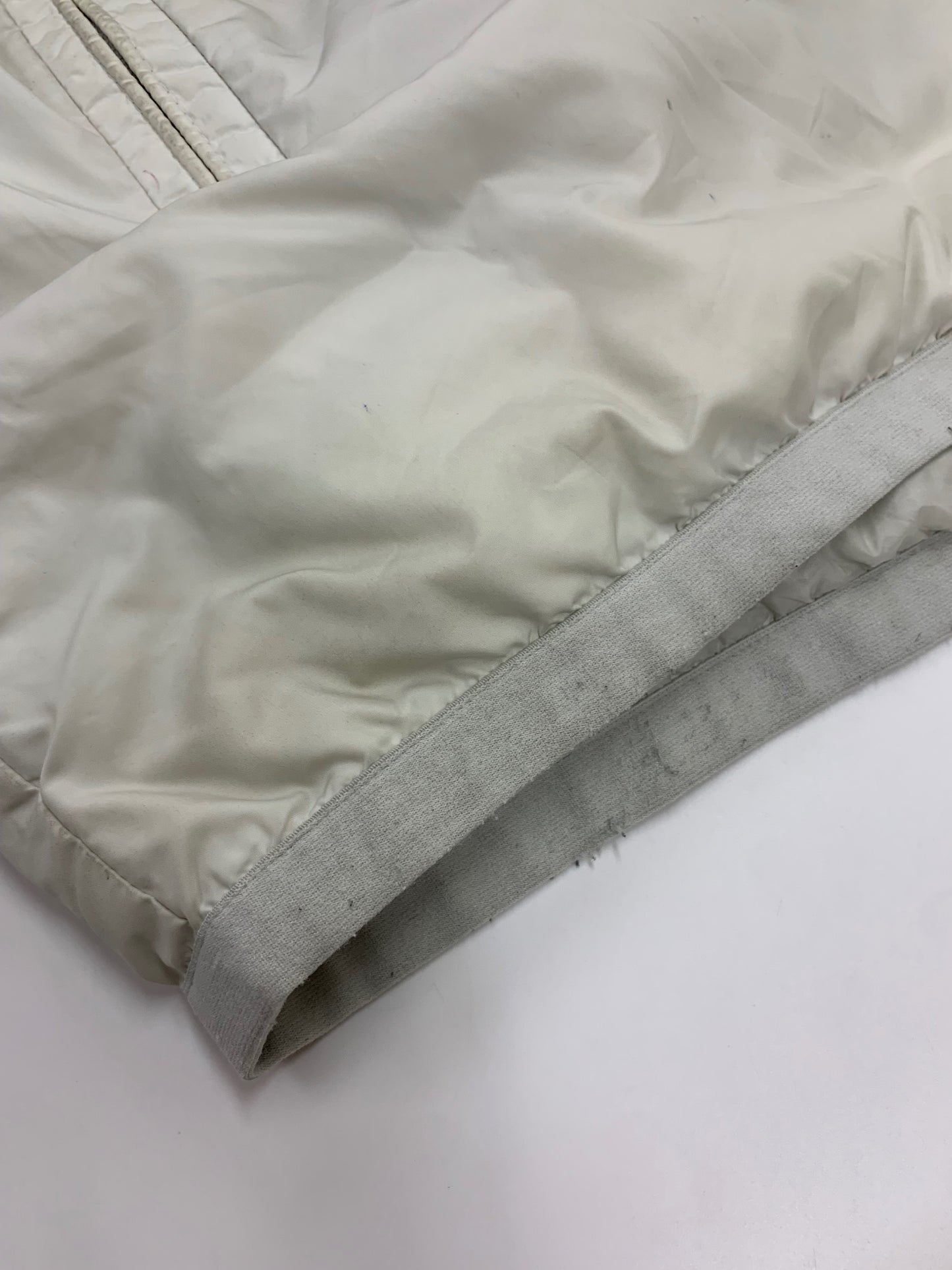 モンクレール NECKER GIUBBOTTO H10911A00005 68352 ダウンジャケット 3 アイボリー トリコロールライン フーデッド ITSOQVHUG2MG