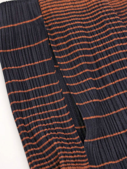 プリーツプリーズイッセイミヤケ PP03-JF852 パンツ 1 オレンジ ネイビー プリーツ ストライプ ITL11OWZ1I6Q